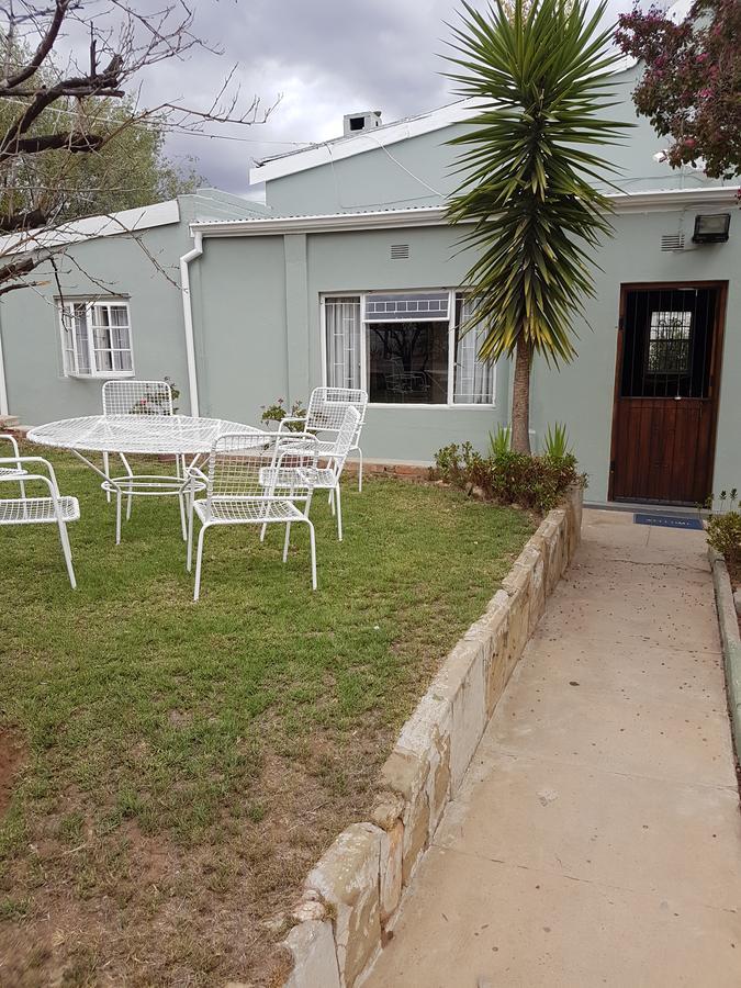 Oasis Shanti Backpackers Oudtshoorn Exteriér fotografie