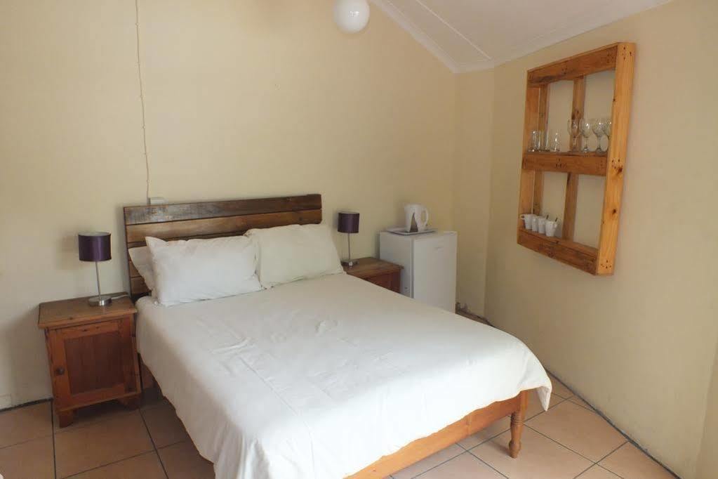 Oasis Shanti Backpackers Oudtshoorn Exteriér fotografie